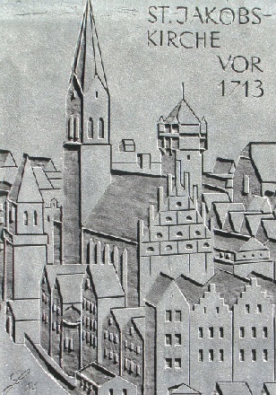 Ansicht der Kirche vor 1713 (Abbildung am Eckhaus Pfarrgasse-Hofgasse)